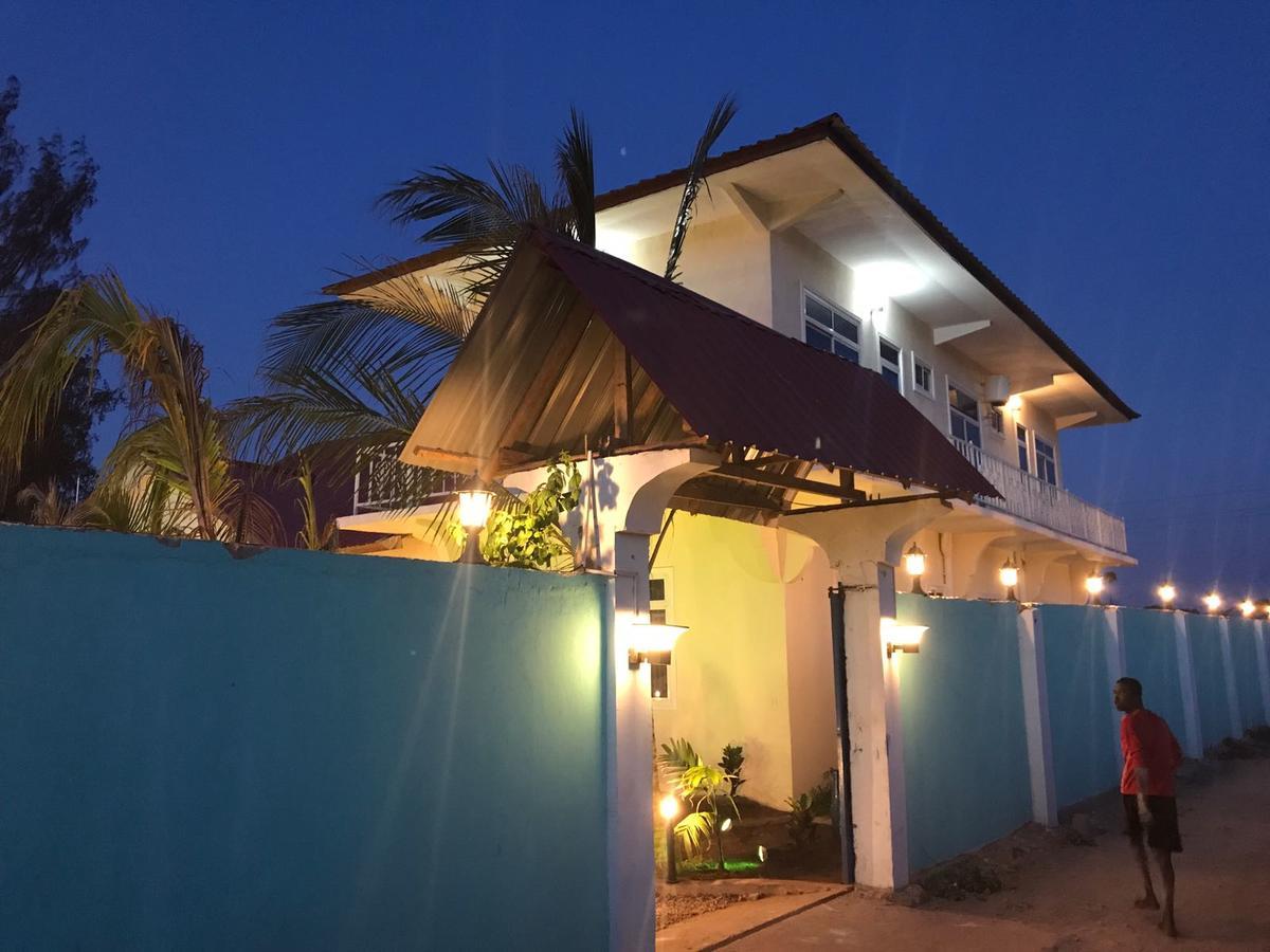 Ocean Dream Beachside Hotel Nungwi Bagian luar foto